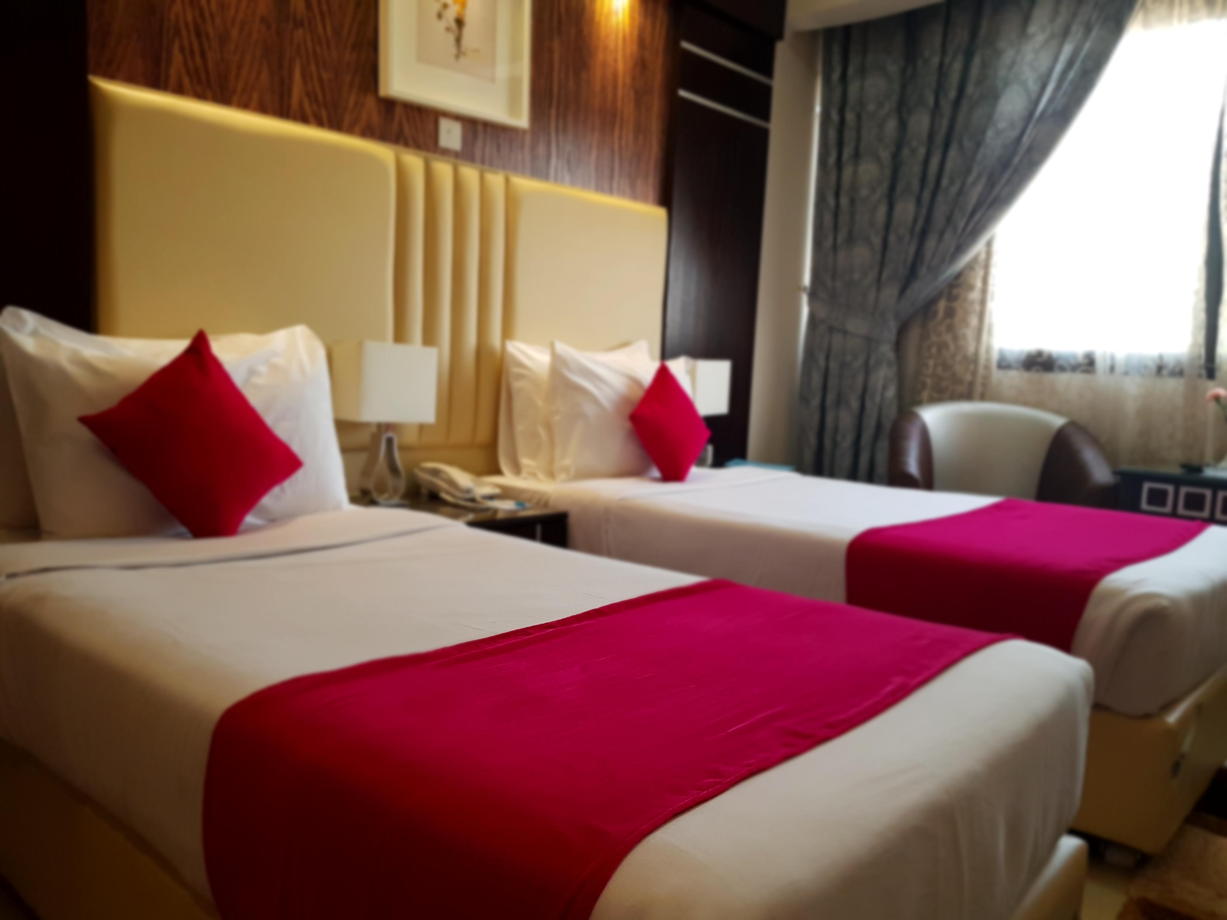 Kuwait Continental Hotel Кувейт Екстериор снимка