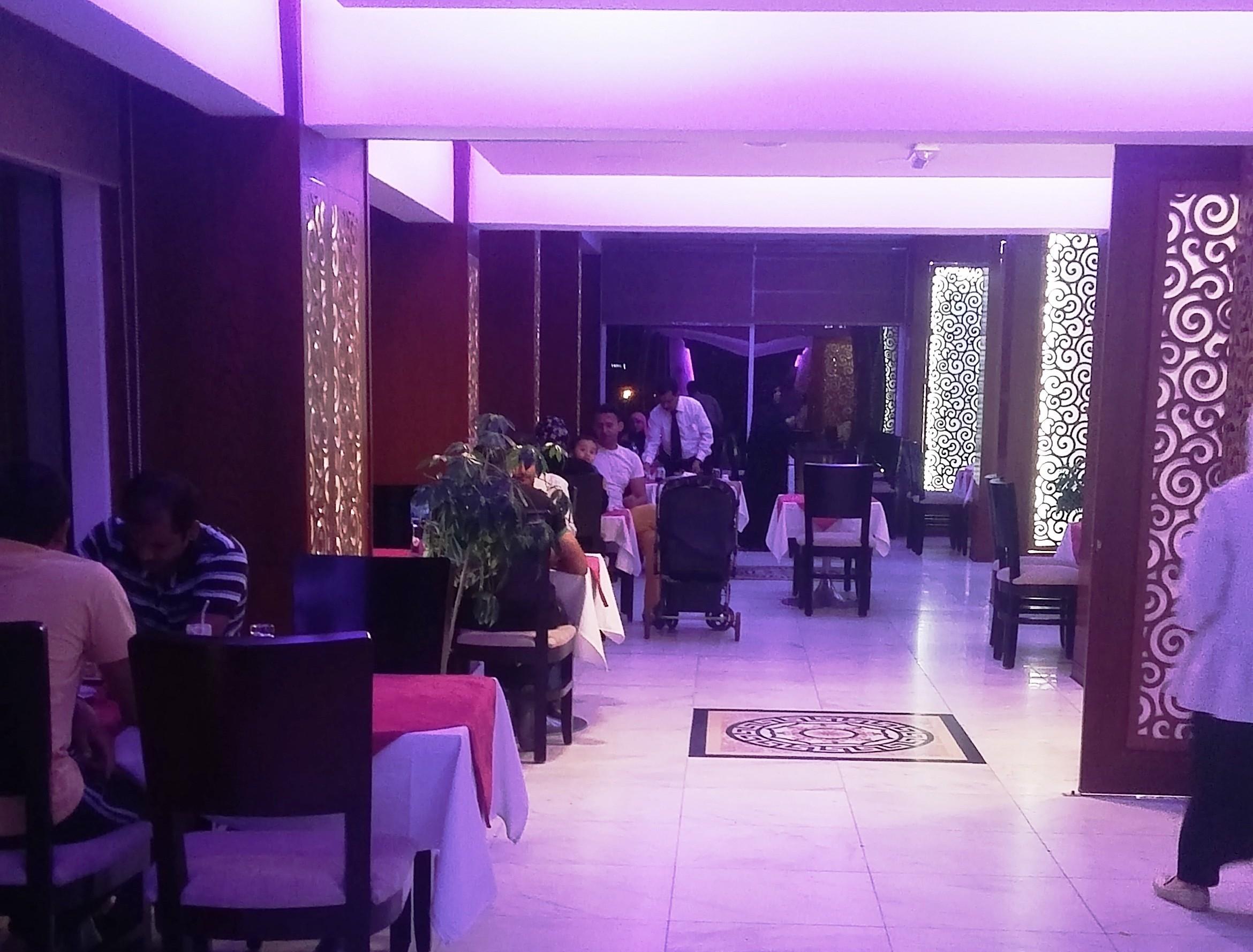 Kuwait Continental Hotel Кувейт Екстериор снимка