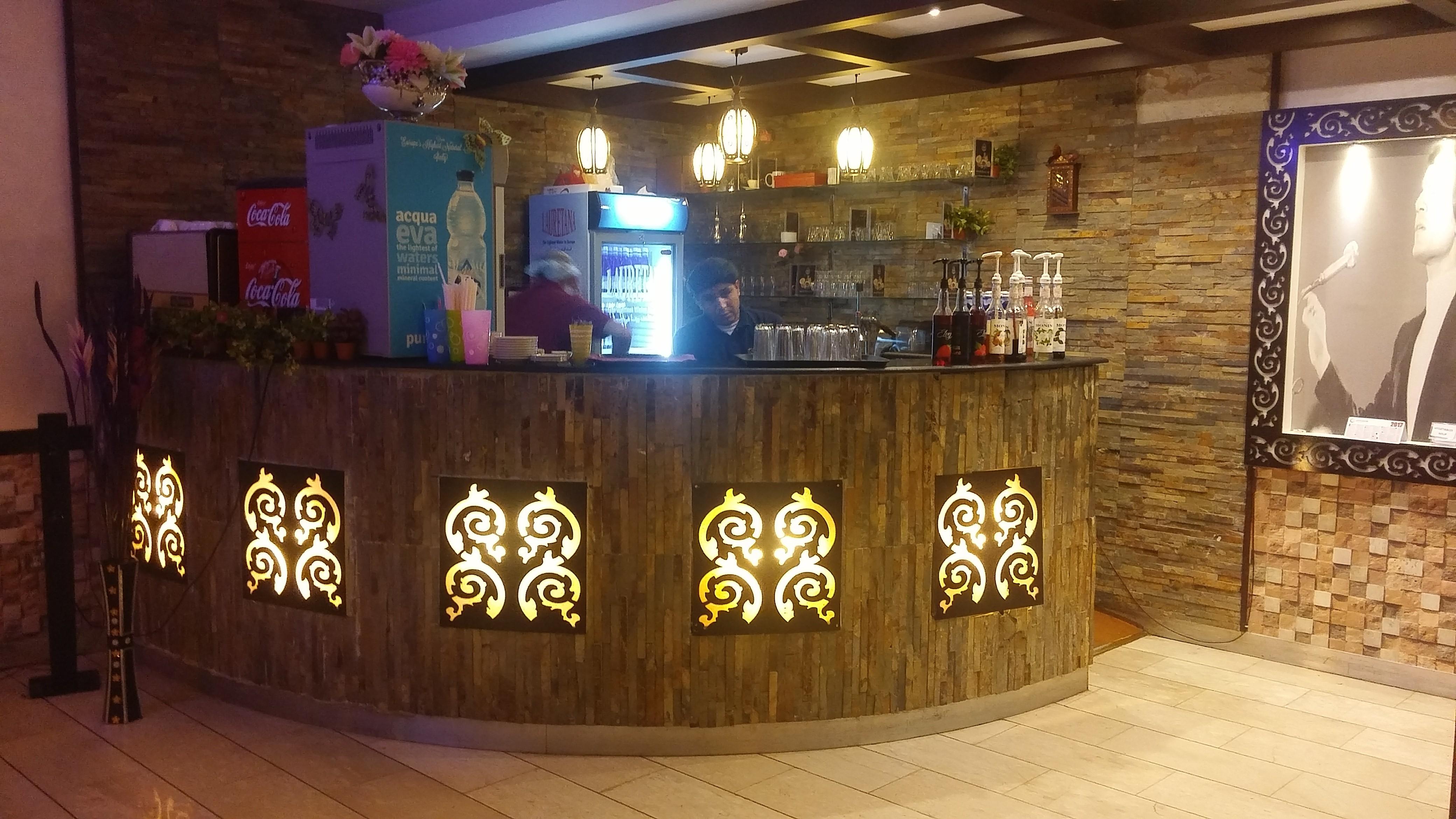 Kuwait Continental Hotel Кувейт Екстериор снимка