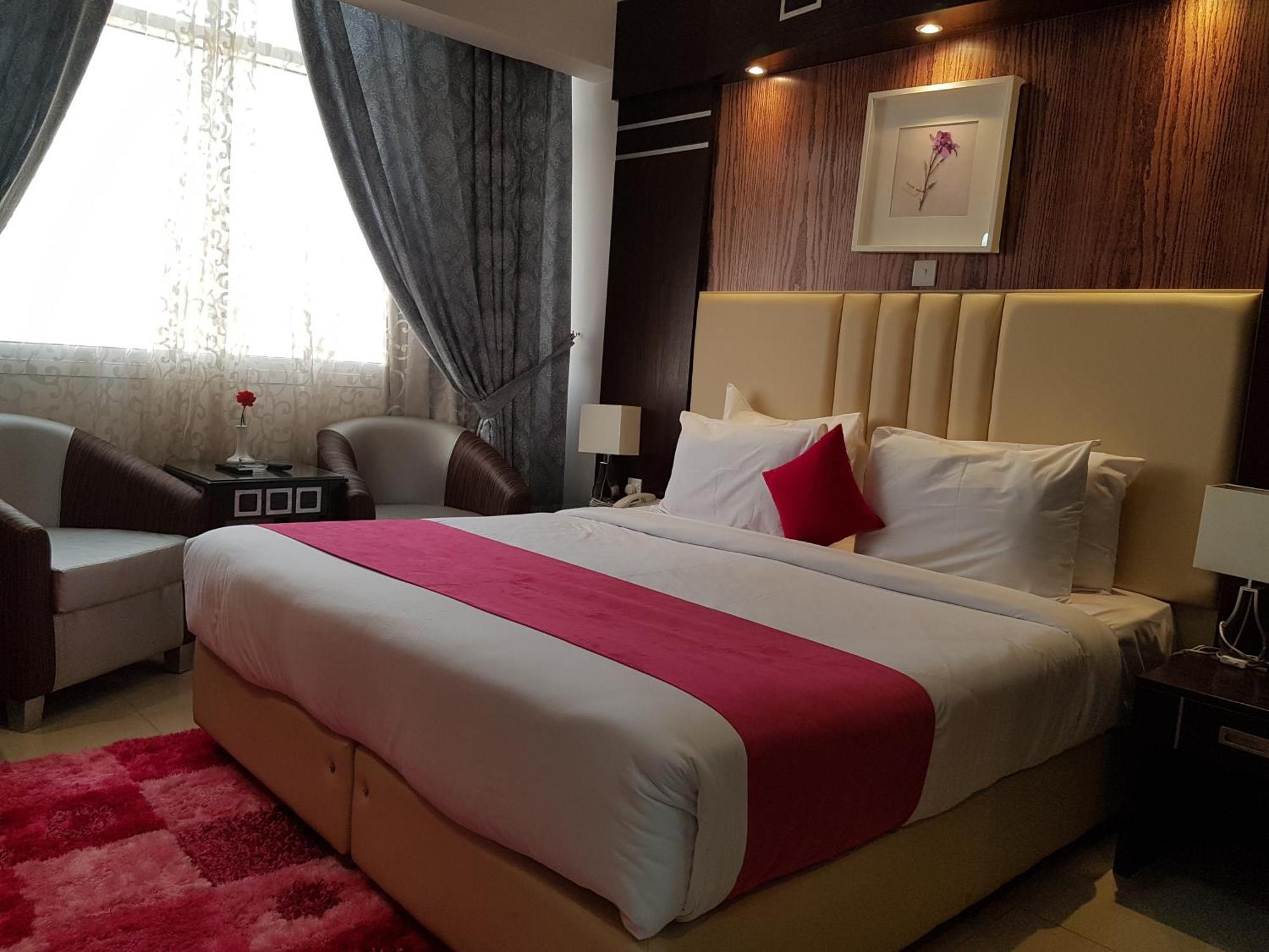 Kuwait Continental Hotel Кувейт Екстериор снимка