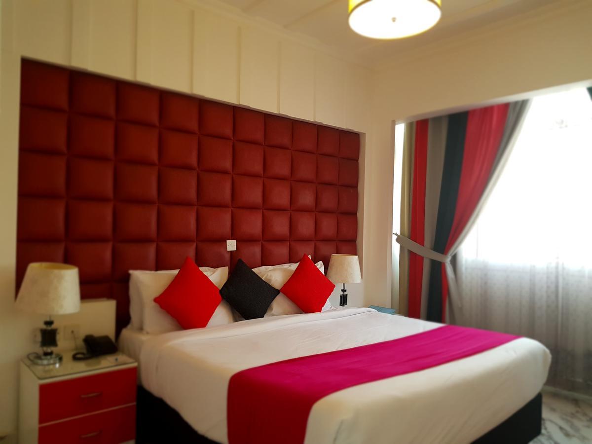 Kuwait Continental Hotel Кувейт Екстериор снимка